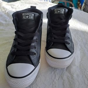 Converse high top, Leather, sz.8, in great condition!